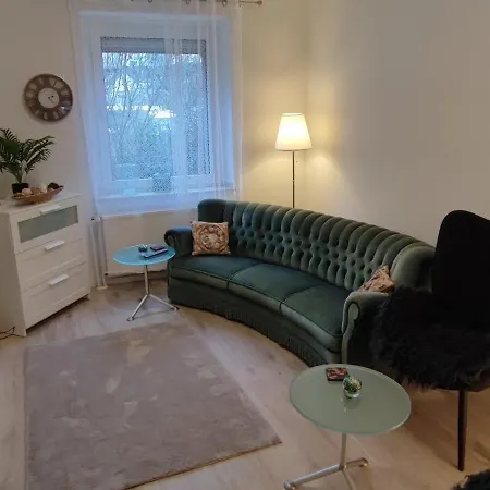 Juwel Im Zentrum Terrasse+garten 75m²