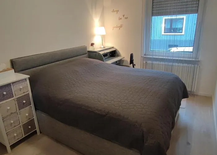 公寓 Juwel Im Zentrum Terrasse+garten 75m² 门兴格拉德巴赫